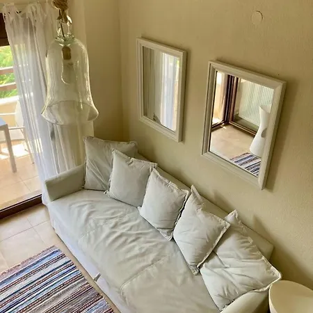 Aestas Néosz Marmarász