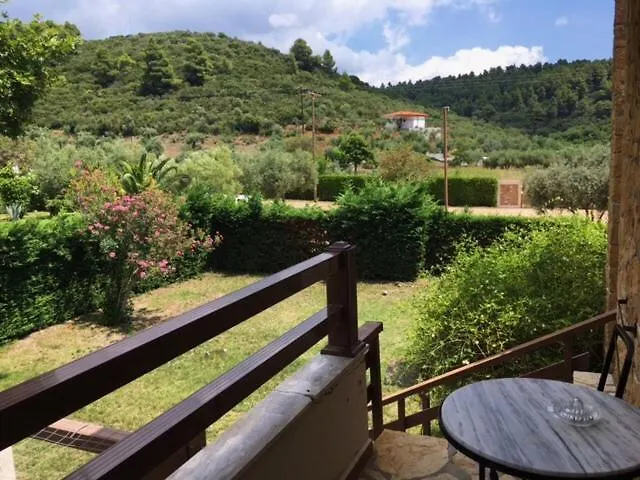 Aestas * Néos Marmarás
