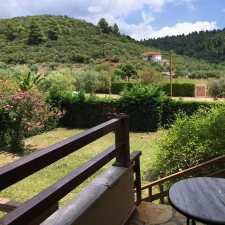 Aestas * Neos Marmaras